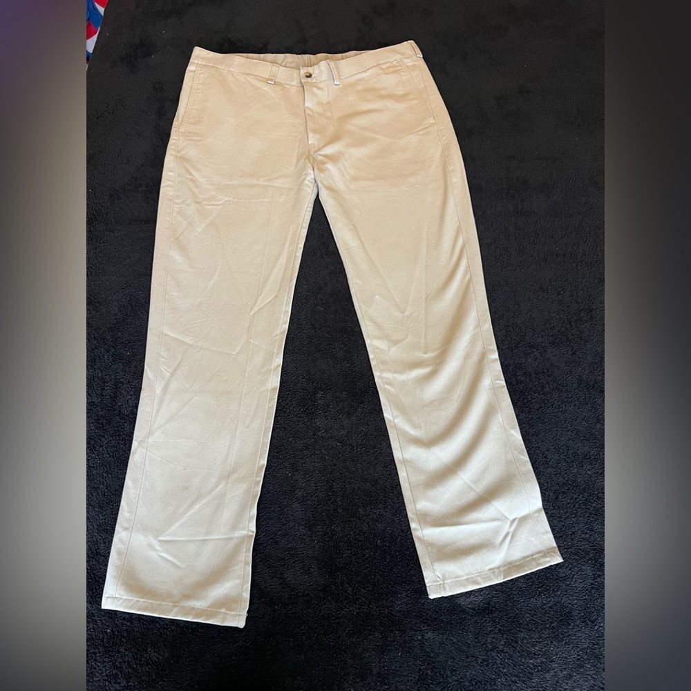 Levi's Men's Tan Chinos